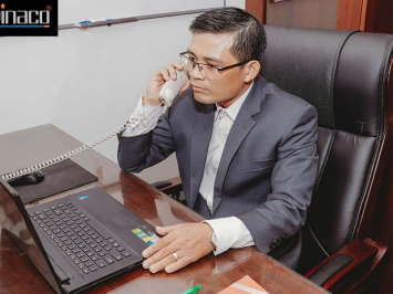 Luật sư