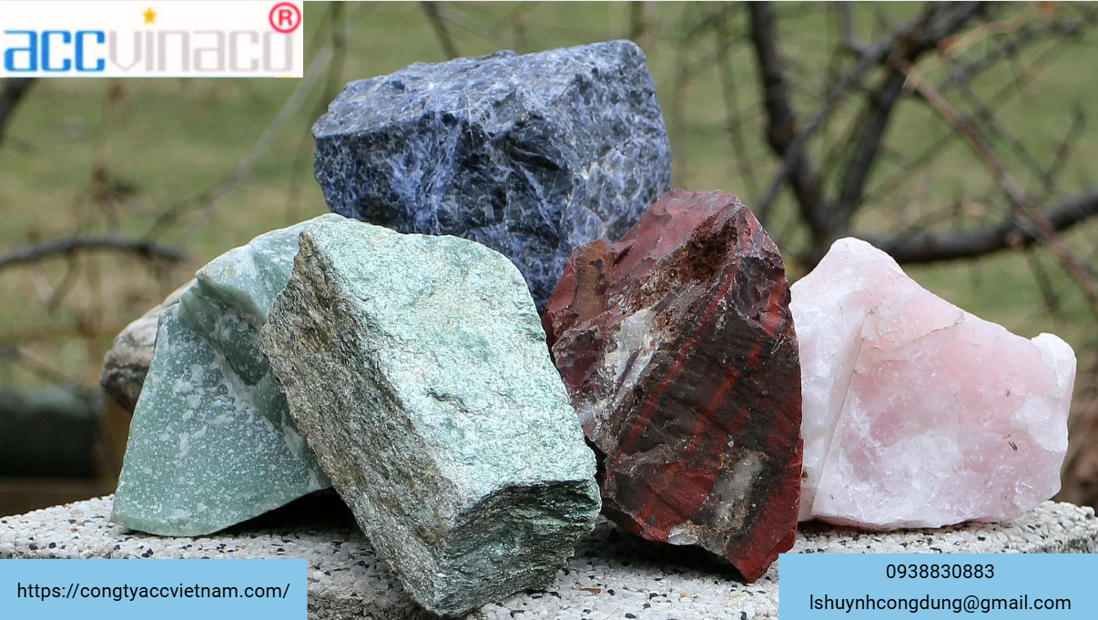 Giấy liên quan đến khai thác và kinh doanh khoáng sản